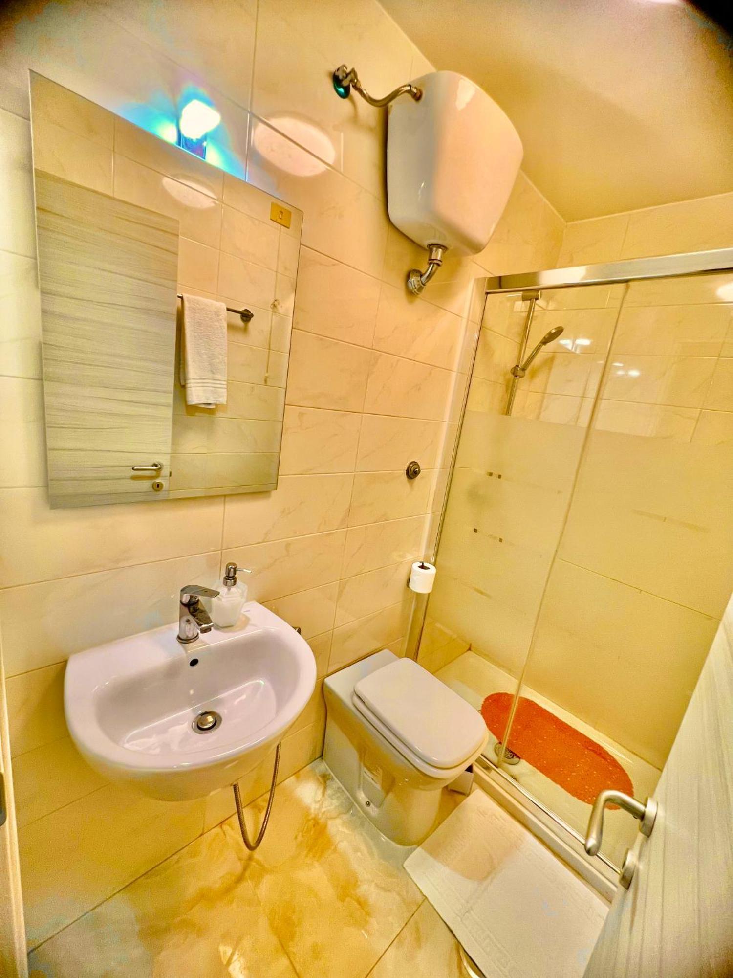 Relax On 2 - Guesthouse Rome Bagian luar foto