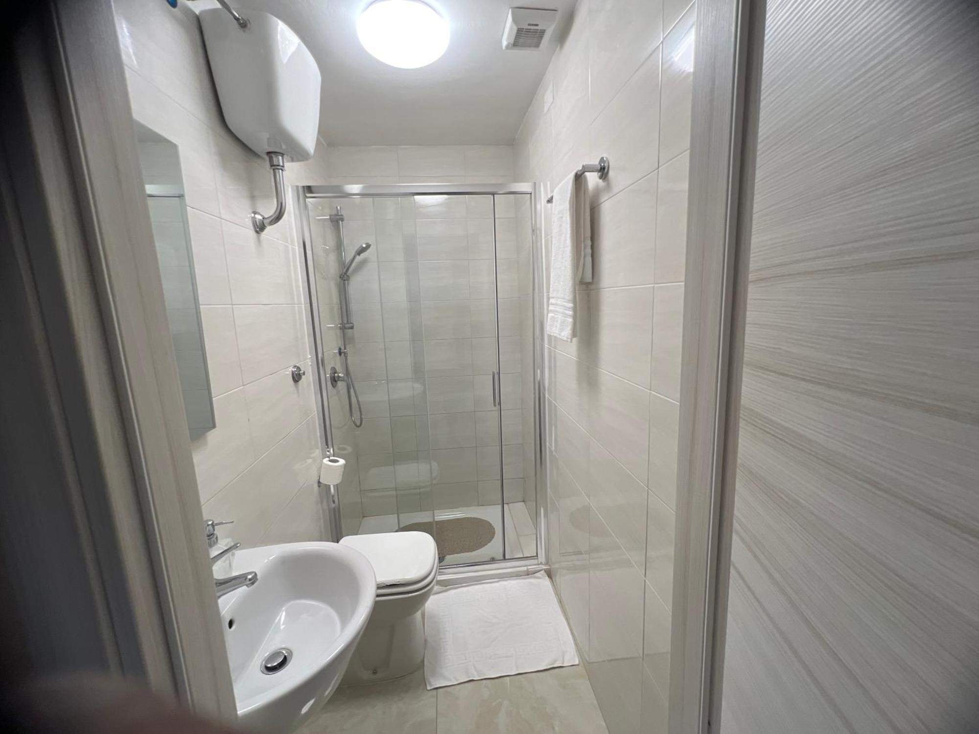 Relax On 2 - Guesthouse Rome Bagian luar foto
